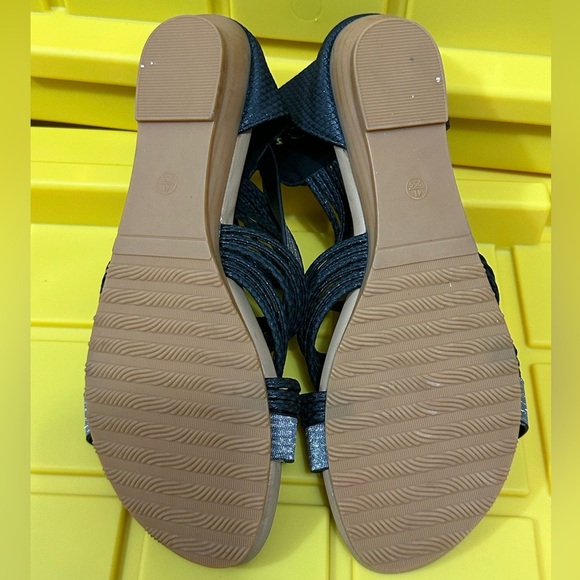 Women's Flat Sandal Flip Flops Open Toe Strap Zipper Back Flatform Wedge Sandals - Picture 12 of 16